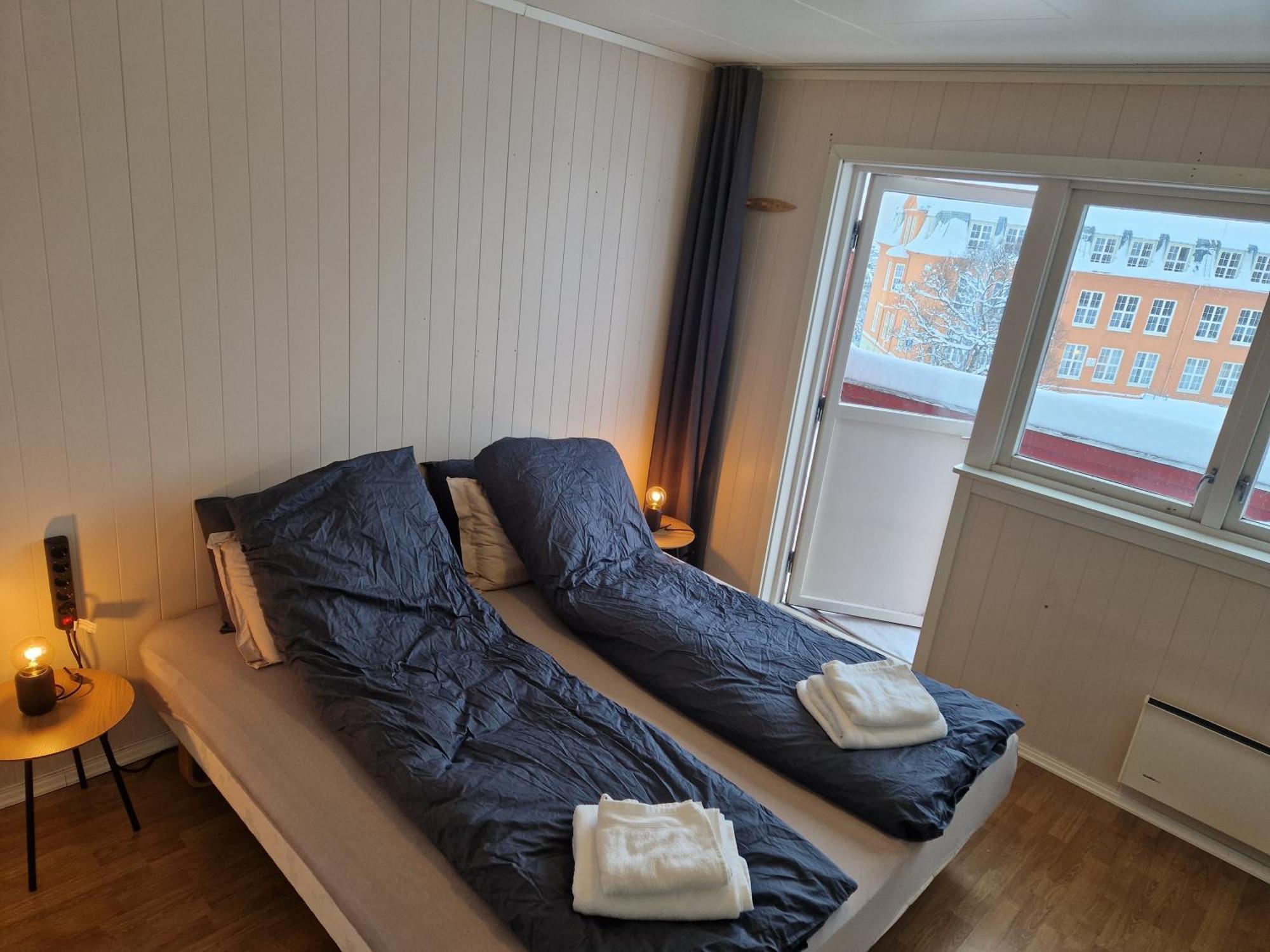 Semi-Detached House Downtown Apartment Tromsø Exterior foto