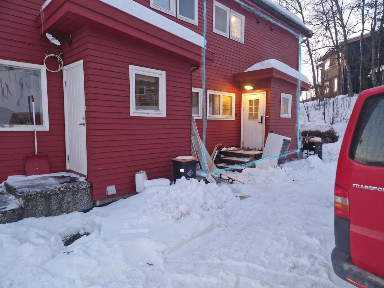 Semi-Detached House Downtown Apartment Tromsø Exterior foto