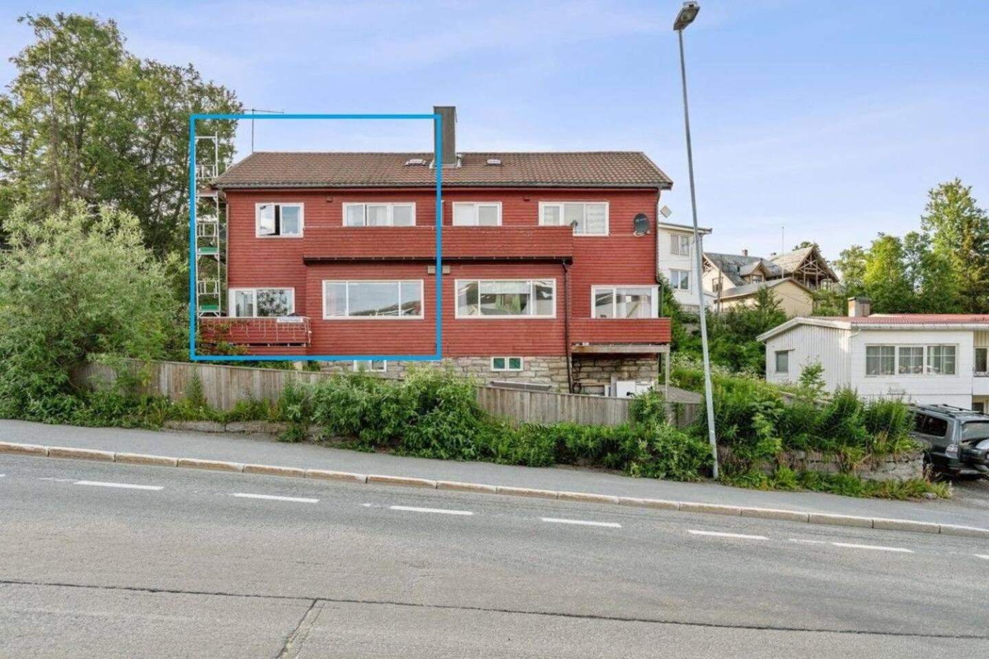 Semi-Detached House Downtown Apartment Tromsø Exterior foto